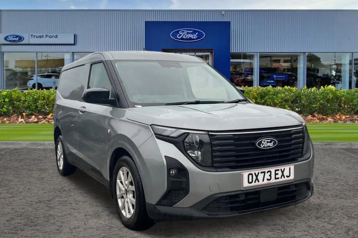 Ford Transit Courier LIMITED - Image 1