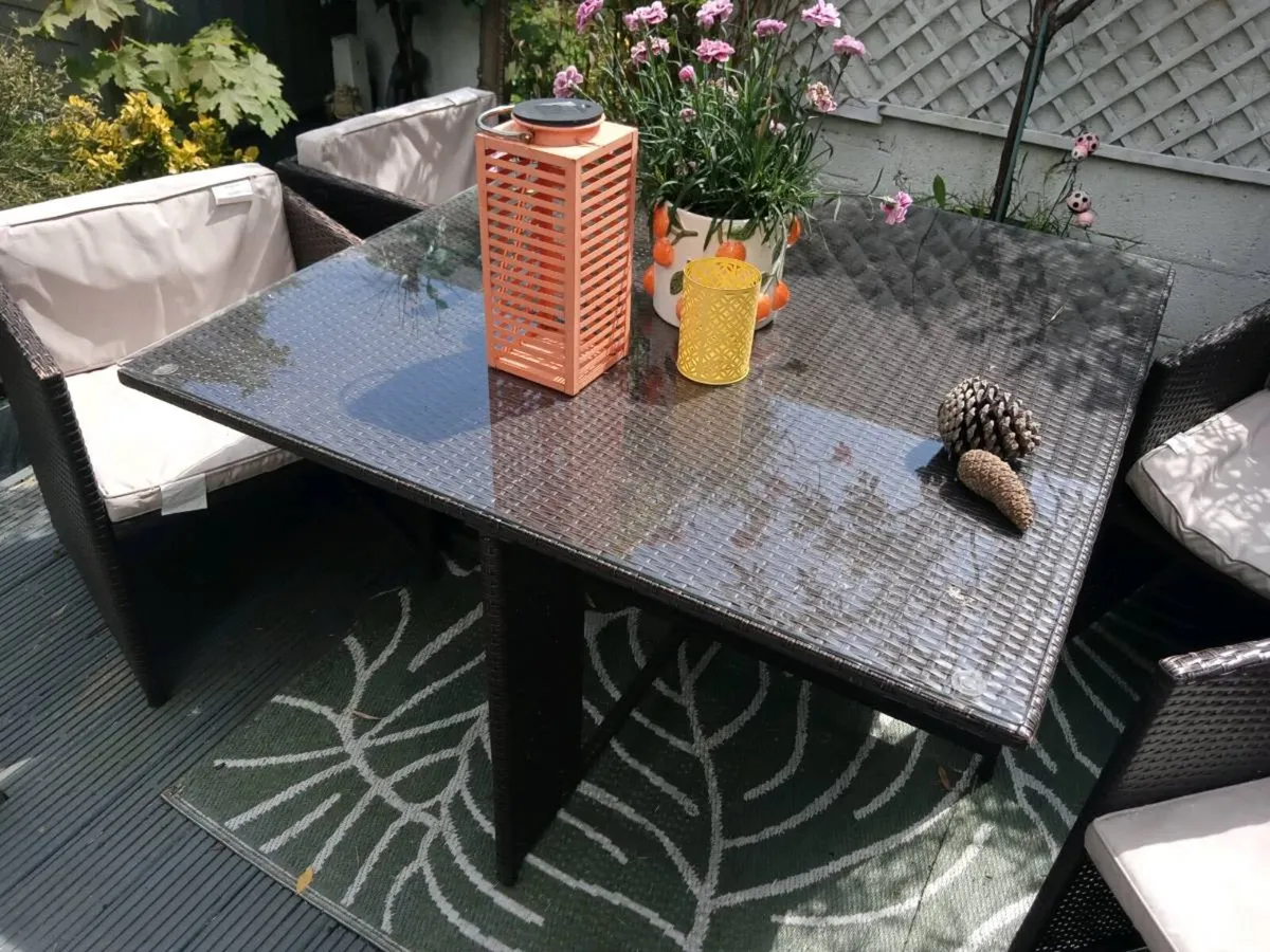 Five peice garden set - Image 4