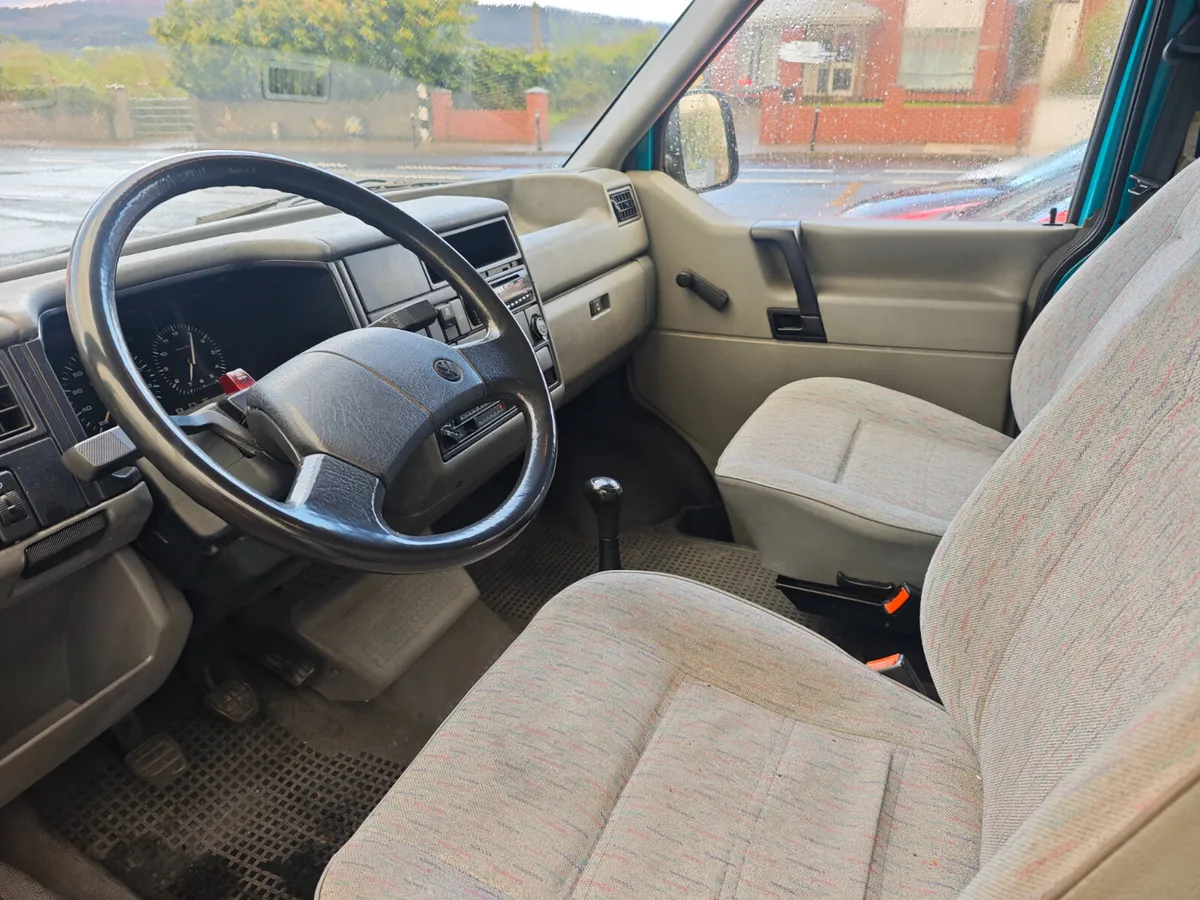 Vw Transporter Camper 1991 2.4diesel LHD - Image 4