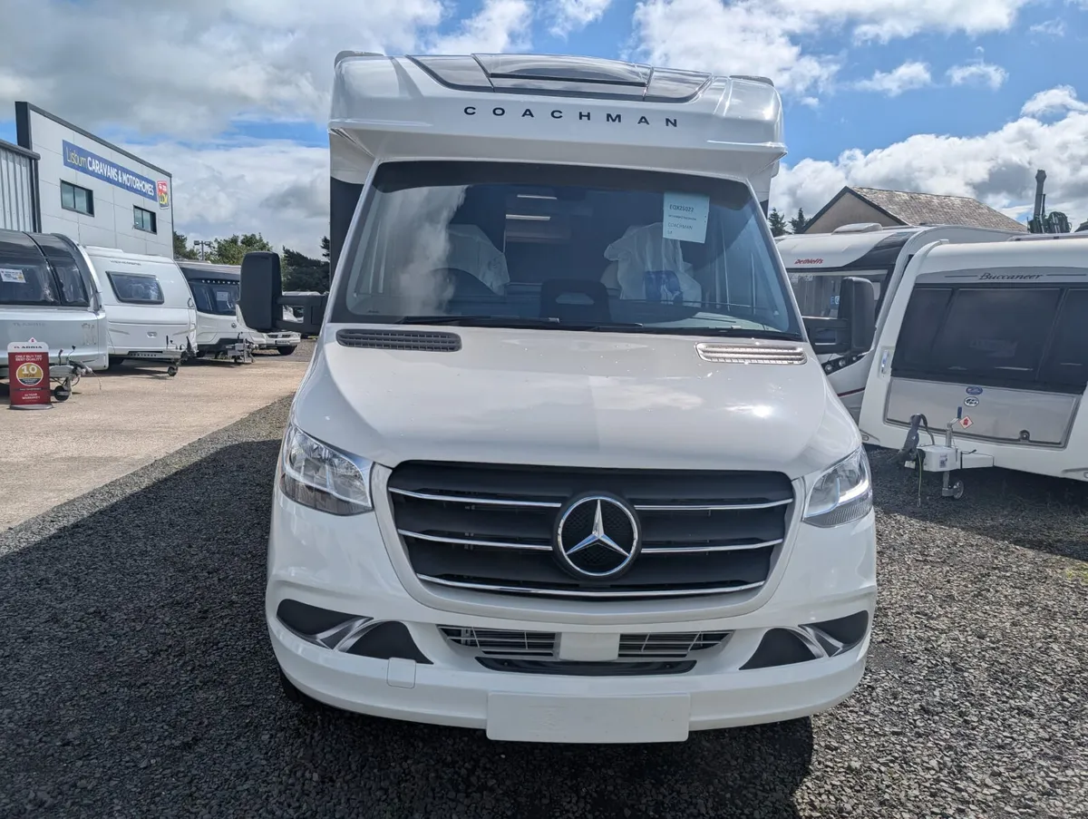 NEW COACHMAN TRAVELMASTER 545 - Image 4