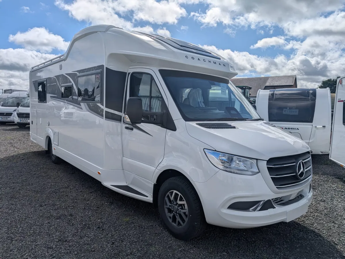 NEW COACHMAN TRAVELMASTER 545 - Image 3