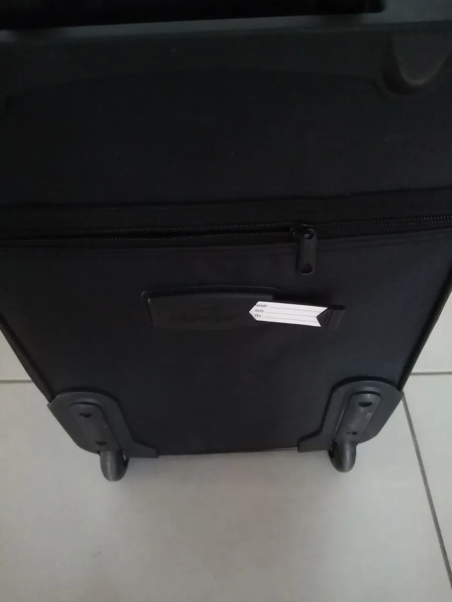 Slazenger Suitcase - Image 2