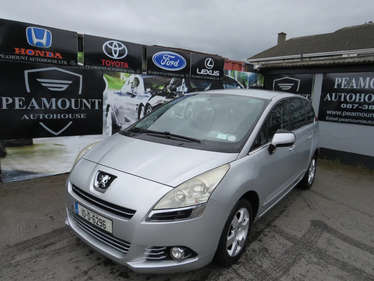 PEUGEOT 5008 7 SEATER MPV - Image 1