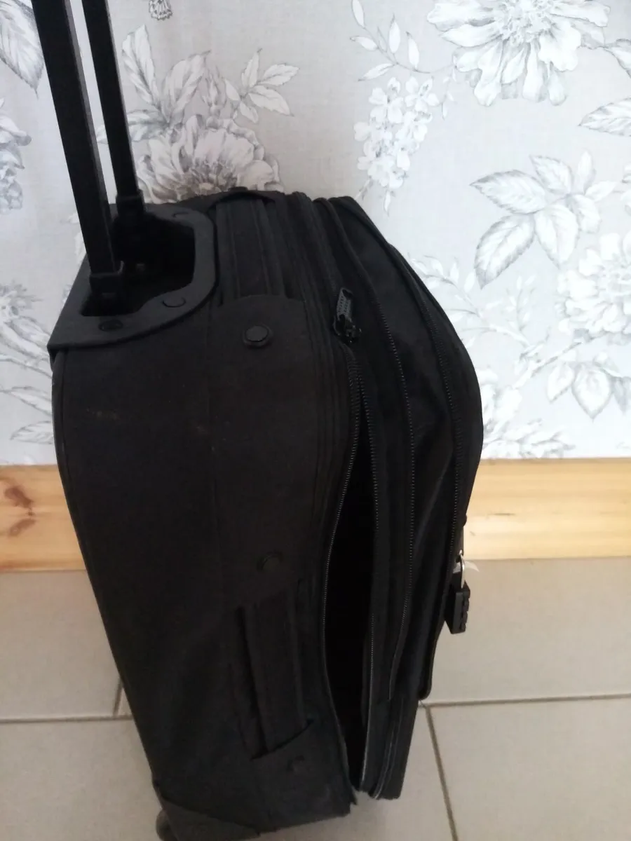 Slazenger Suitcase - Image 4