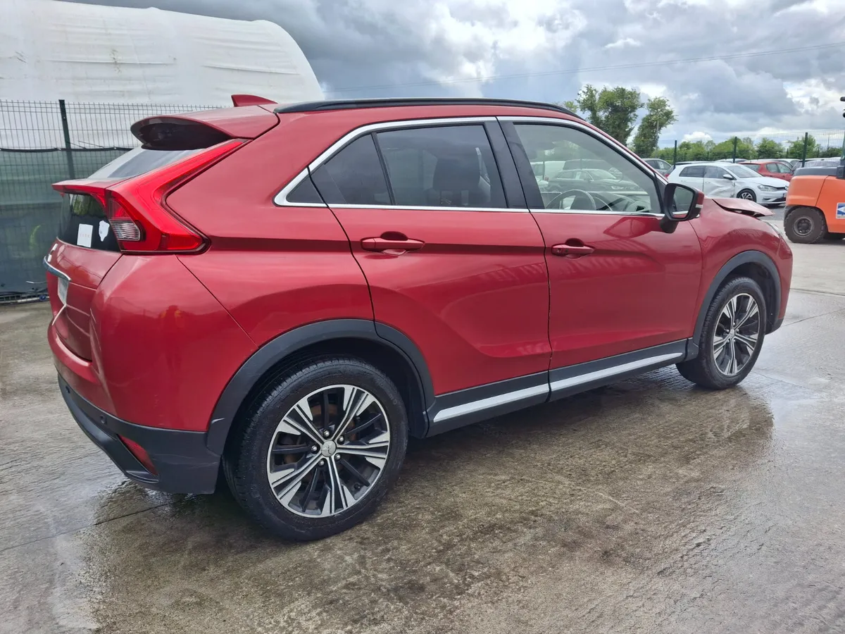 🚗182 Mitsubish Eclipse Cross - Image 3