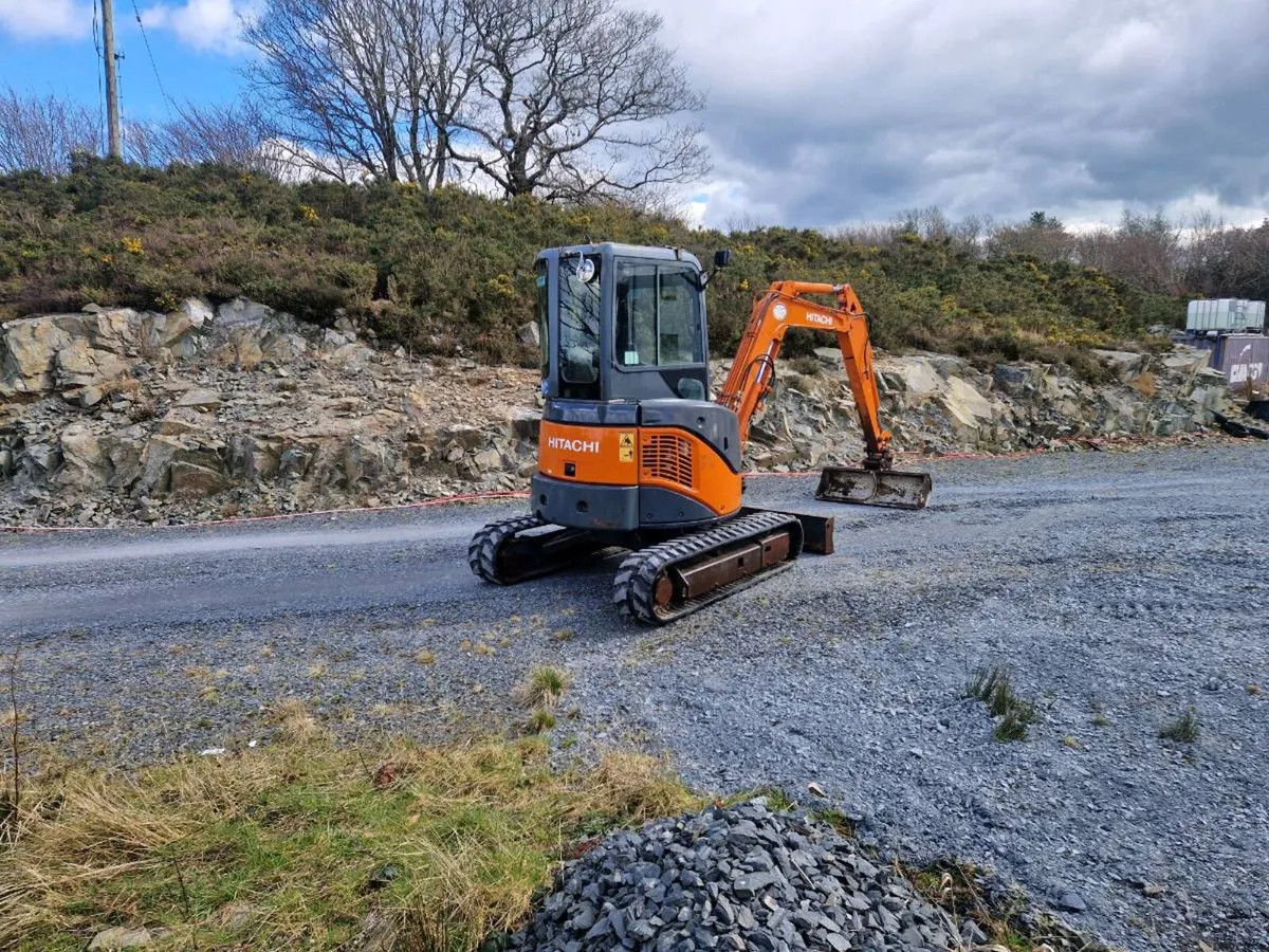 Hitachi zx 35u - Image 1