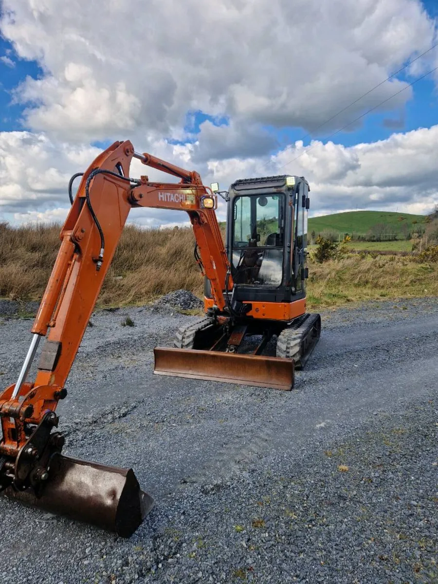 Hitachi zx 35u - Image 2