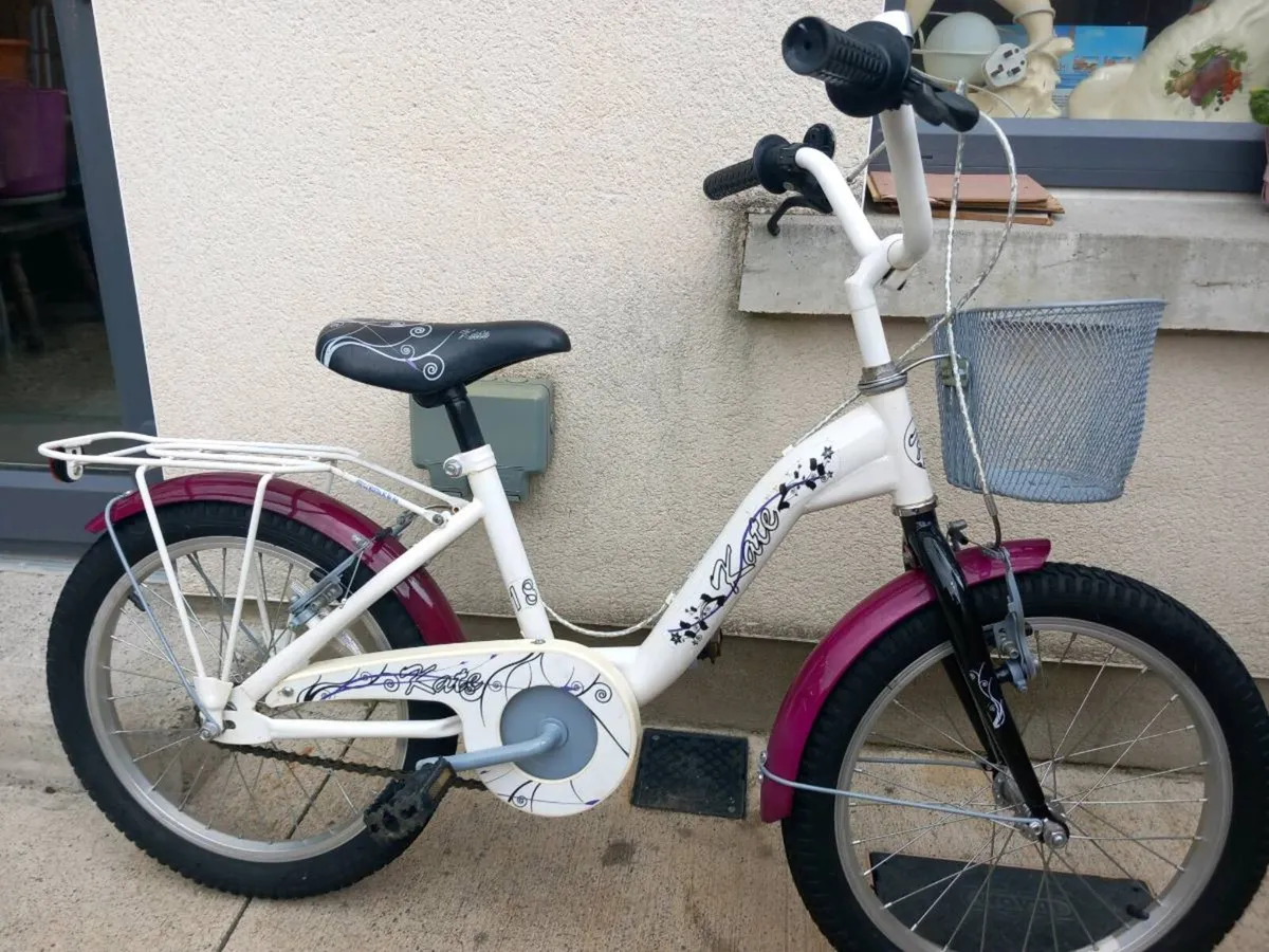 Kids Katie bike size 18 inch wheels - Image 2