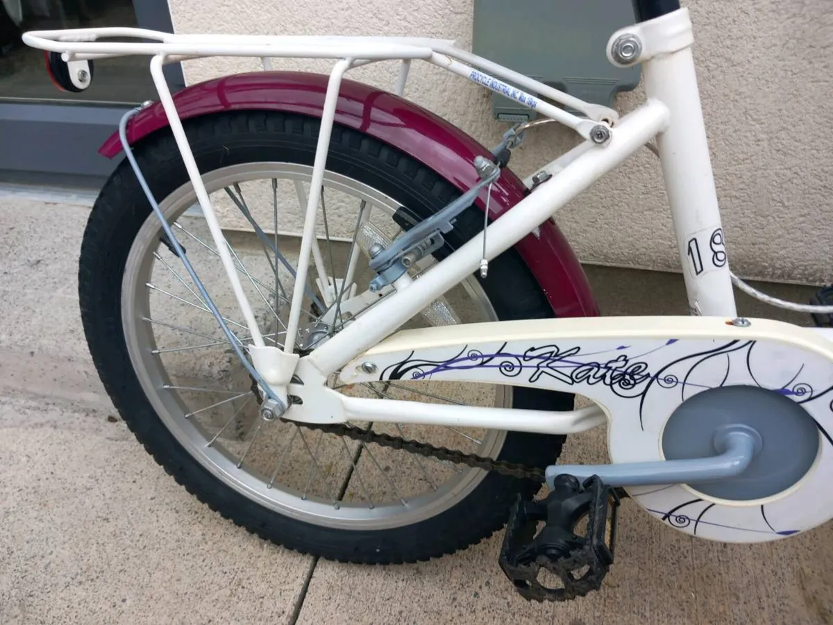 Kids Katie bike size 18 inch wheels - Image 3