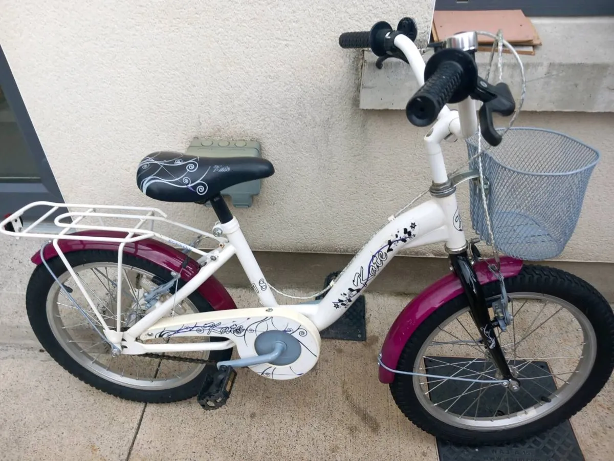 Kids Katie bike size 18 inch wheels - Image 1