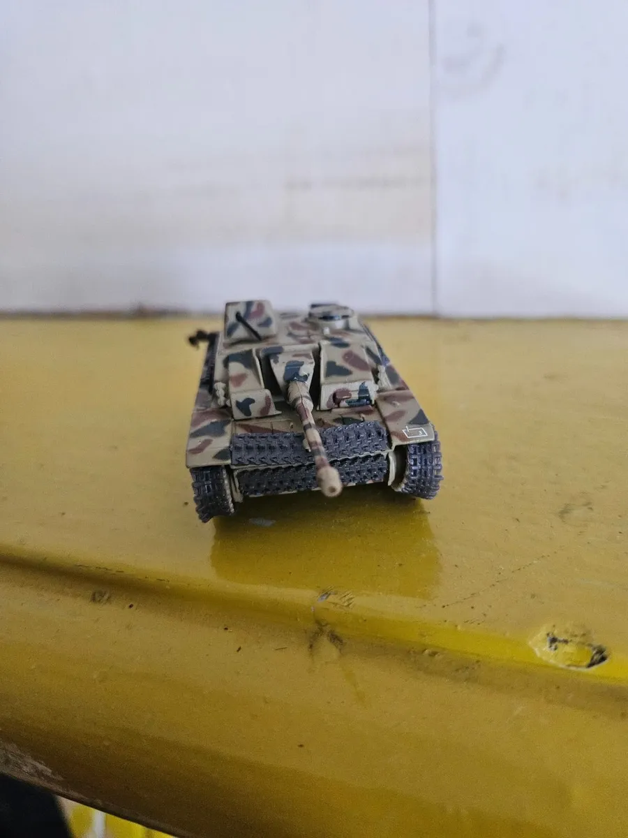 Corgi Atlas German WW2 Stug - Image 2