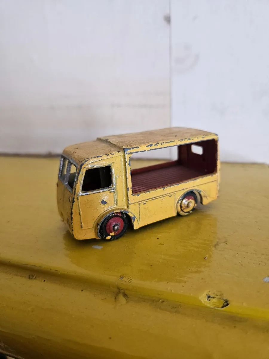 Dinky 1960's Milk Float - Image 1