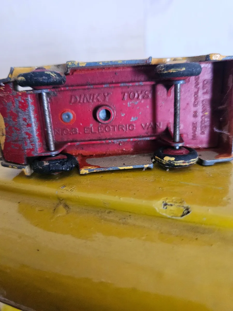 Dinky 1960's Milk Float - Image 3