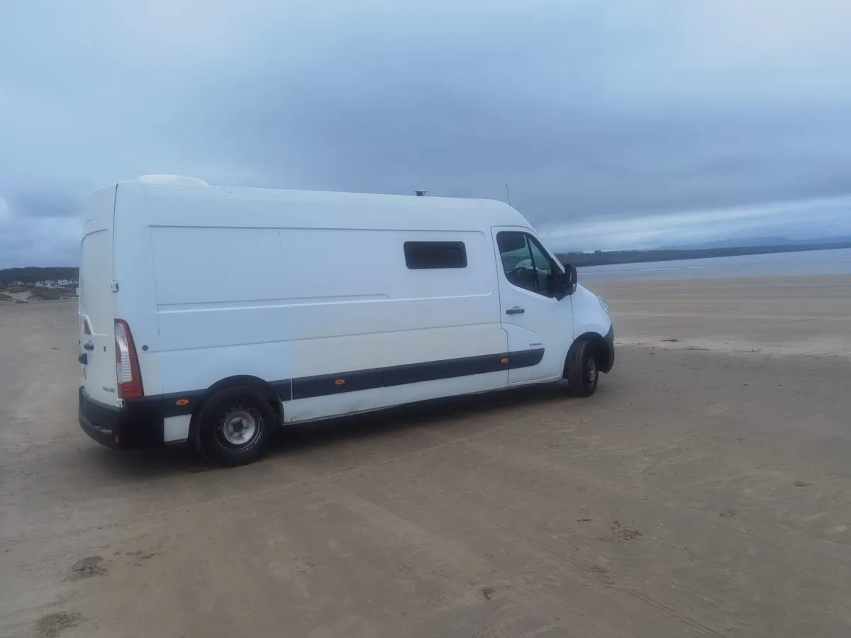 2010 low mileage, off grid, stealth campervan - Image 2