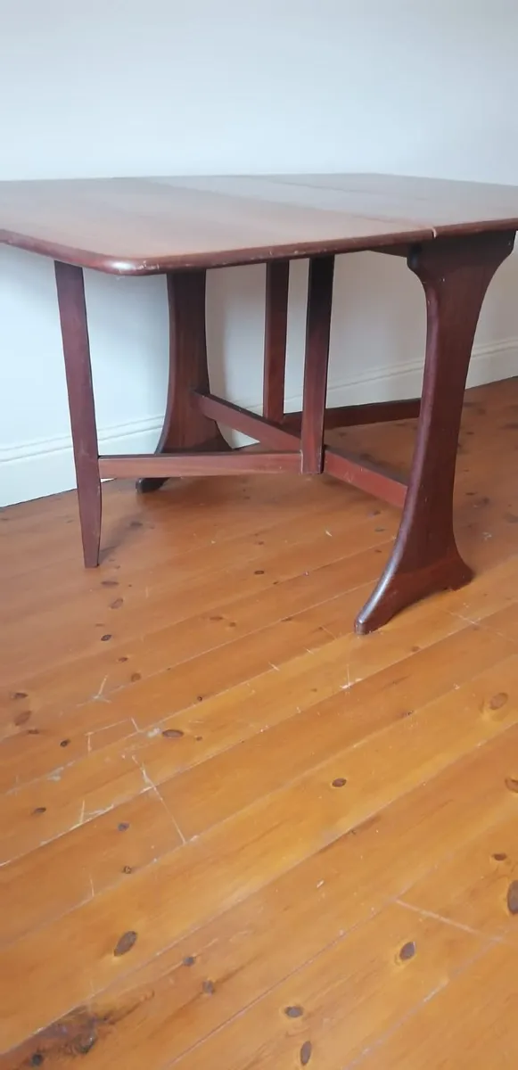 Mid-Century 1960s G-Plan 6-seater dining table - Image 2