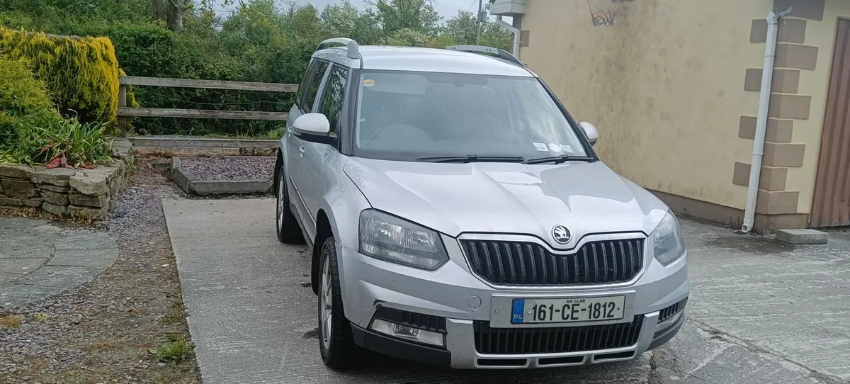 2016 Skoda Yeti,Taxed upto 02/27 and NCT 03/27 - Image 2