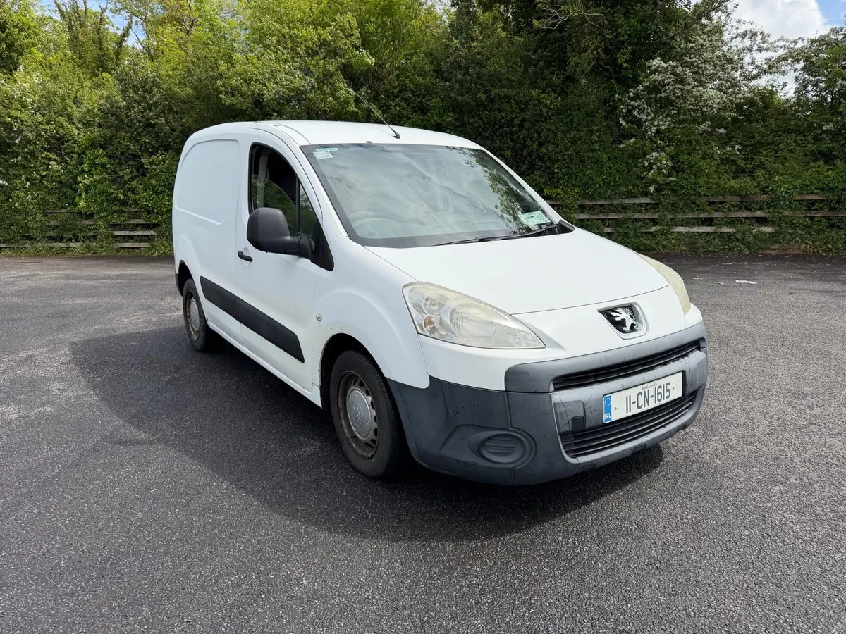 2011 Peugeot Partner - Image 1