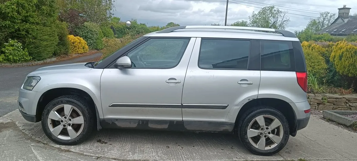 2016 Skoda Yeti,Taxed upto 02/27 and NCT 03/27 - Image 3