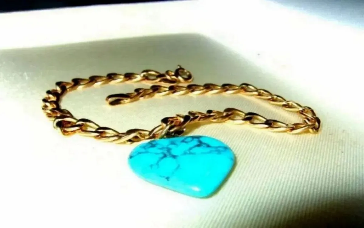 Vintage Hallmarked 14ct Gold Charm Bracelet - Image 3