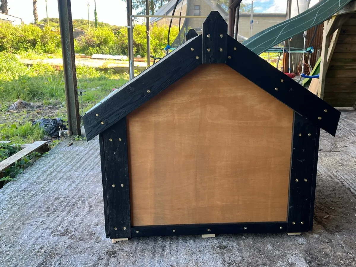 Dog house/kennel - Image 2