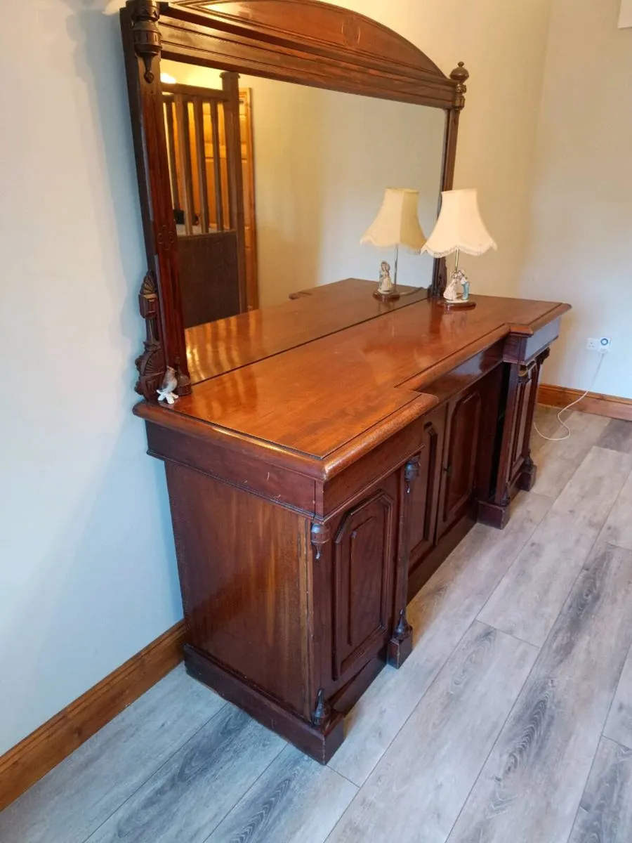 Antique sideboard - Image 3
