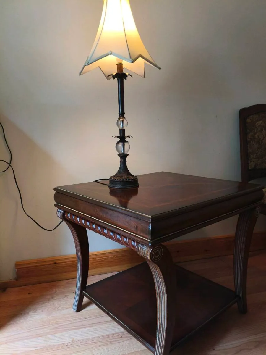 Beautiful side tables,2 large great condition 100. - Image 1