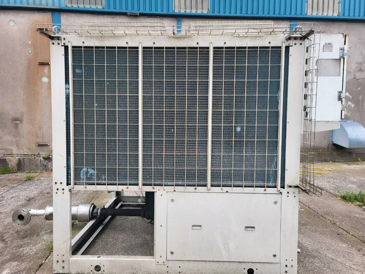 Chiller (Daikin) - Image 4