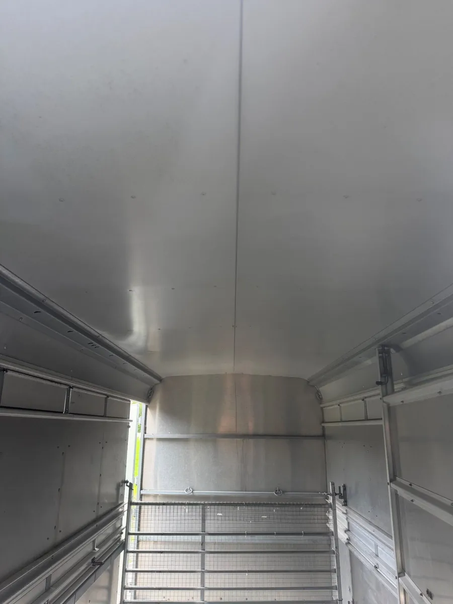 Livestock Trailer - Image 2