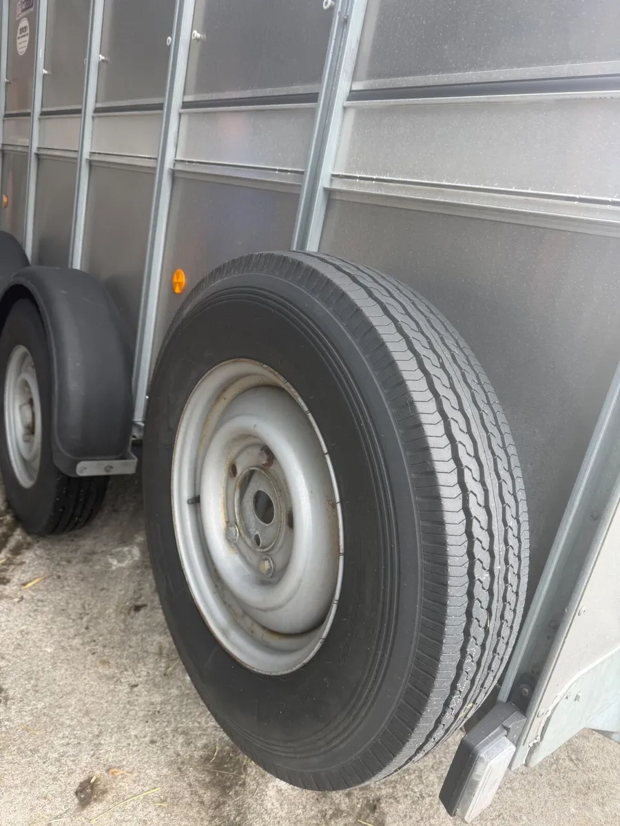 Livestock Trailer - Image 4