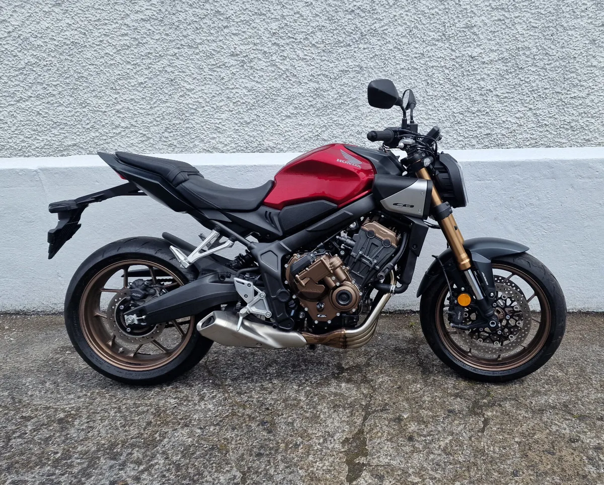 CB650R @ Doyles Athlone - Image 1