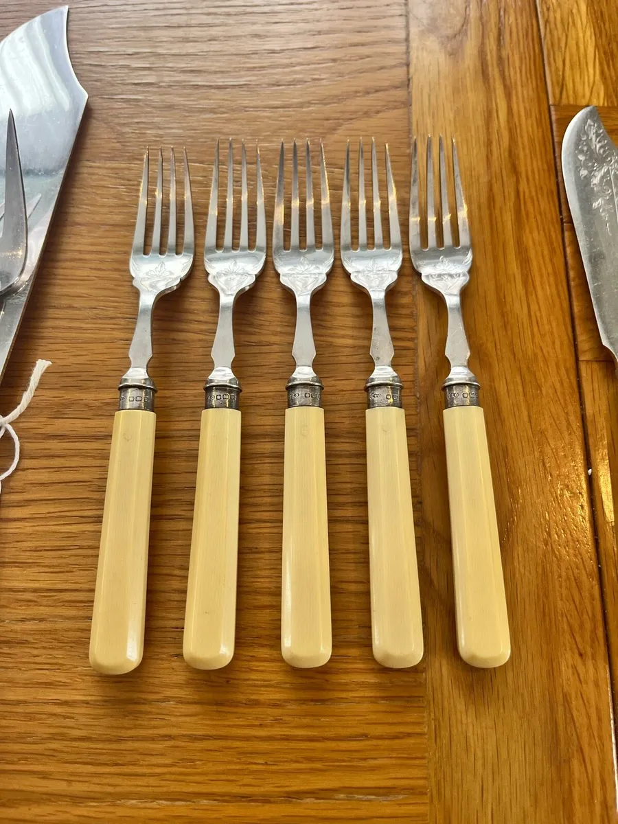 Antique Silver Collared Sheffield Fish Set - Image 3
