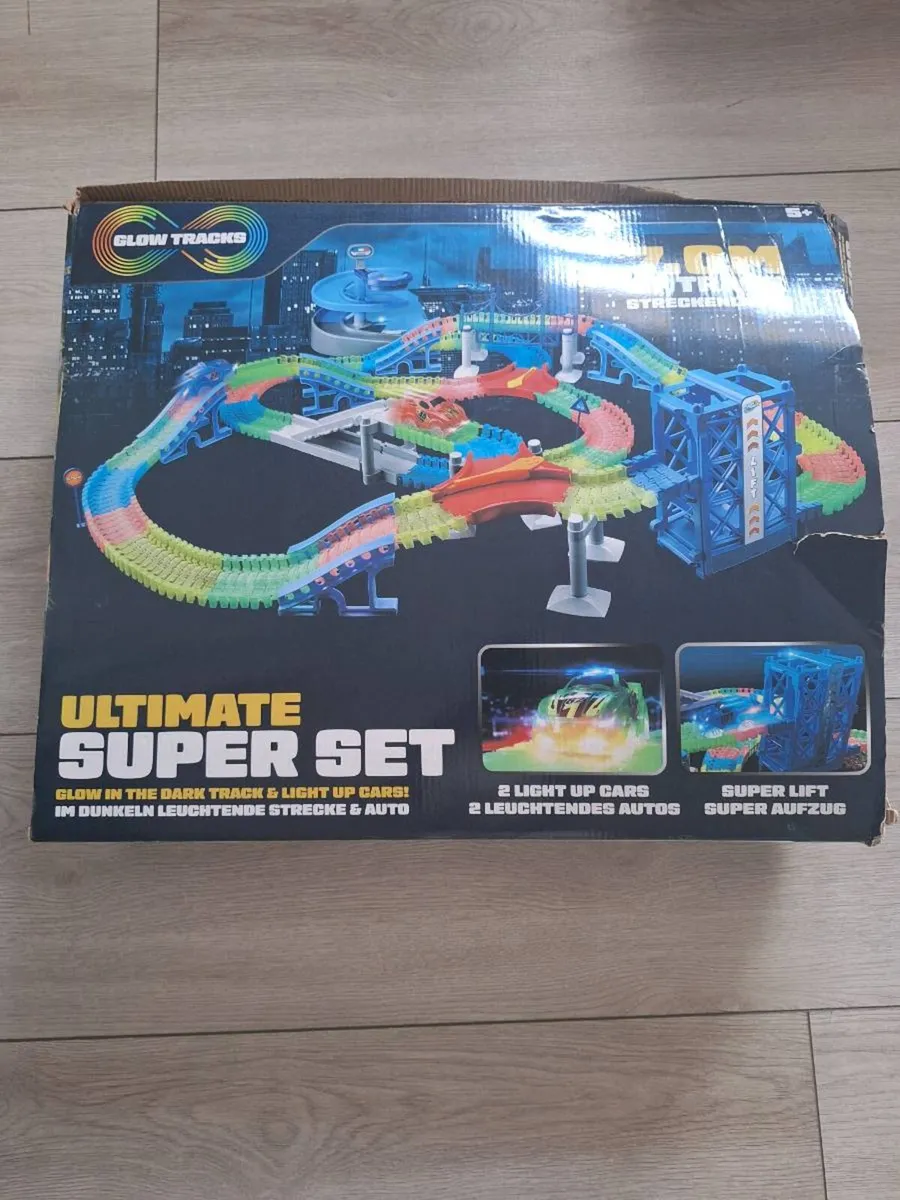 Ultimate Super Set - Image 1