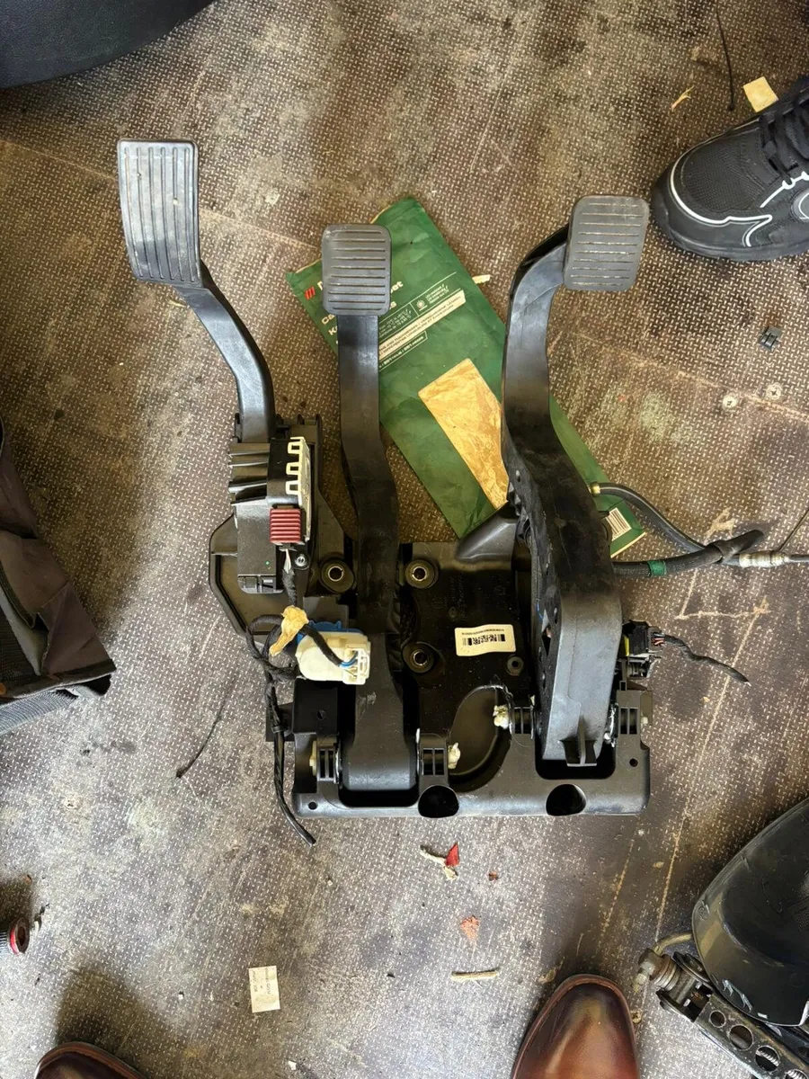 Peugeot boxer parts - Image 2