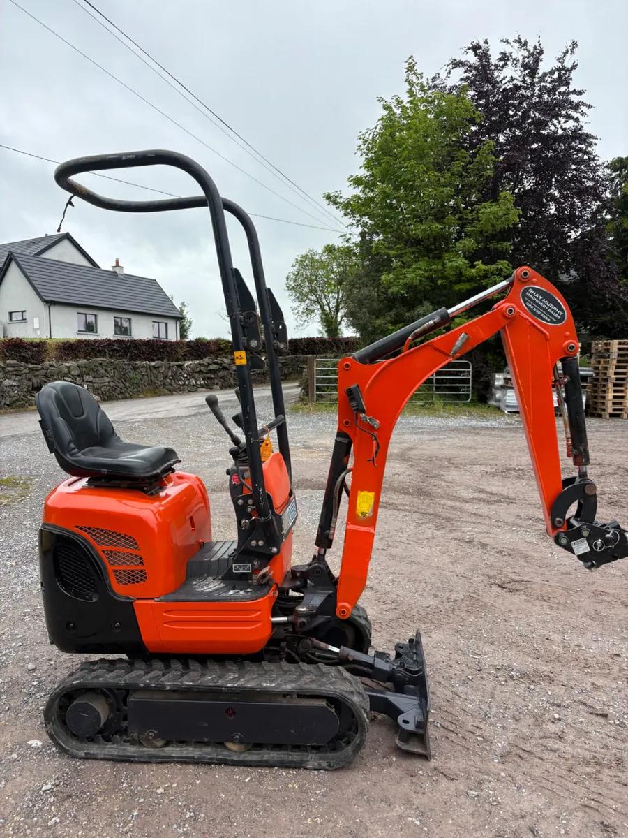 Kubota k008-3 Micro digger - Image 4