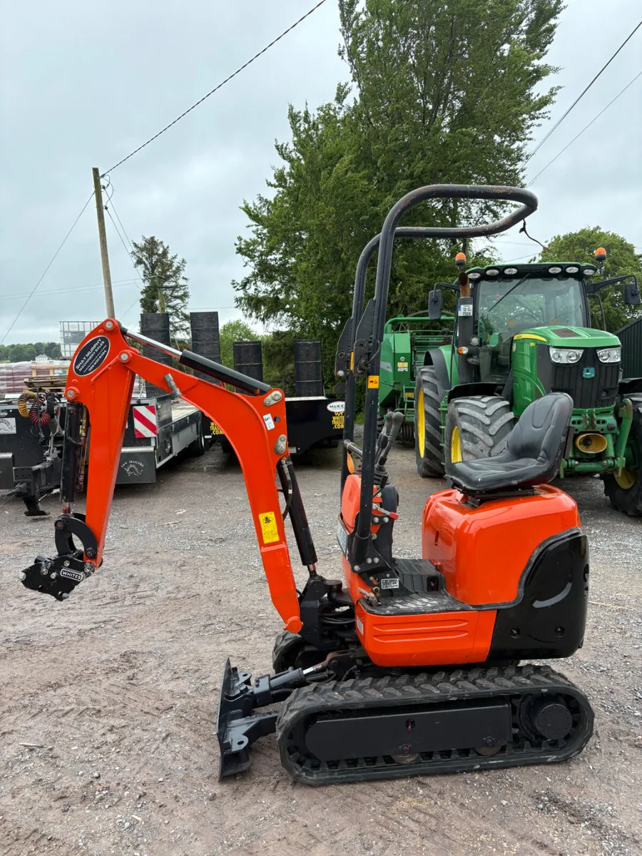 Kubota k008-3 Micro digger - Image 2