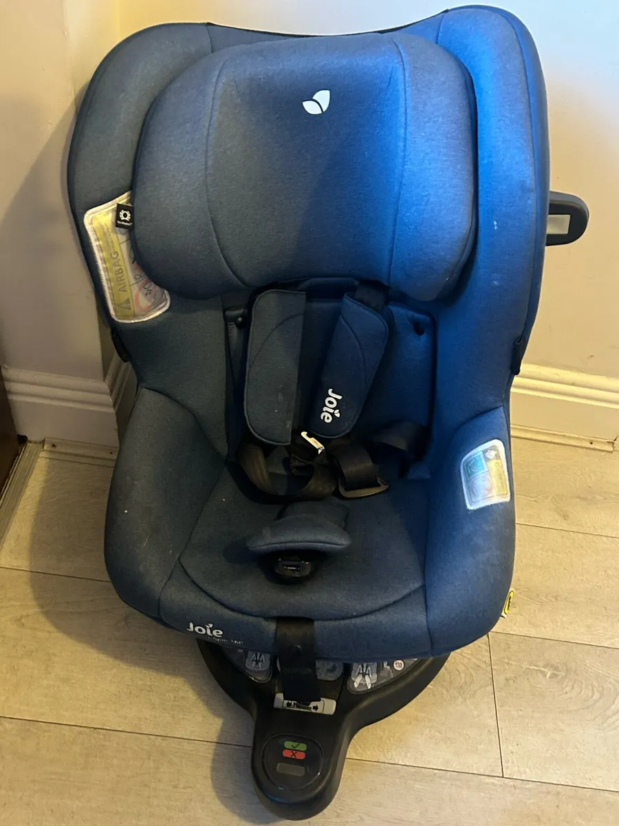 Joie 360 car seat - Image 1