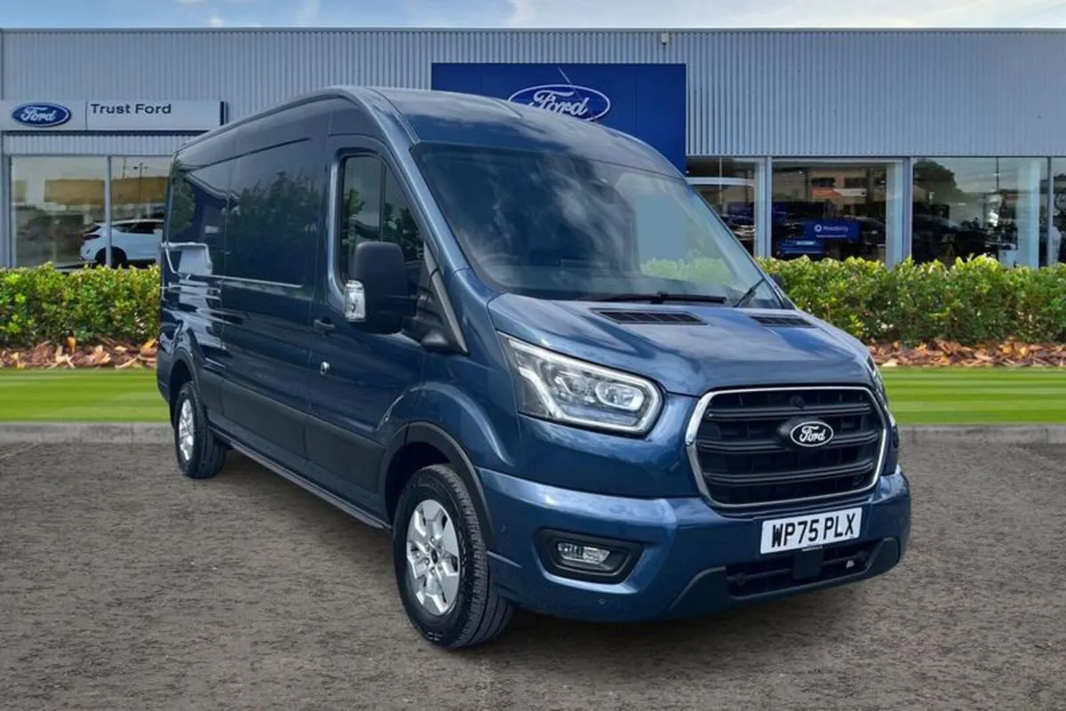 Ford Transit LIMITED - Image 1