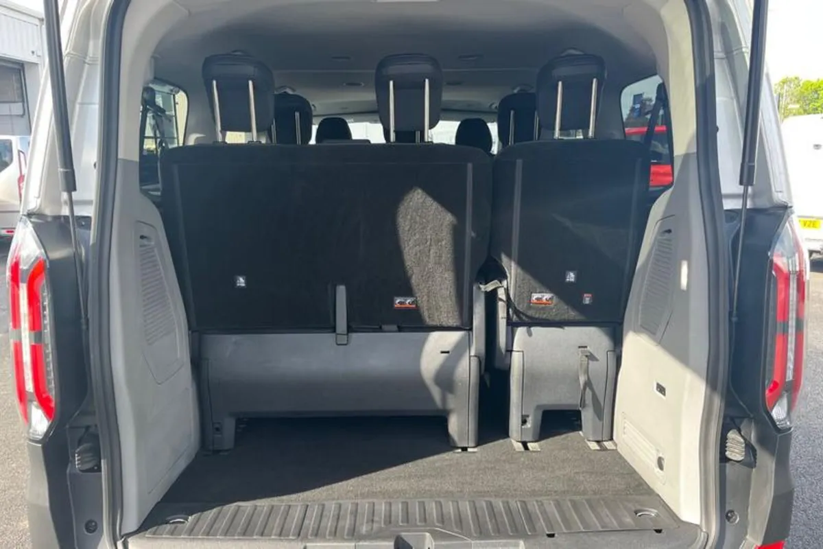 Ford Tourneo Custom ACTIVE - Image 4