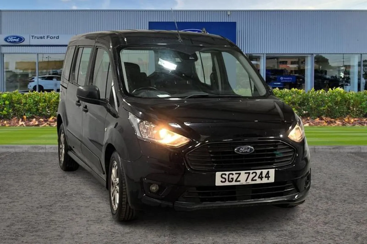 Ford Tourneo Connect 1.5 EcoBlue Zetec MPV 5dr Die - Image 1