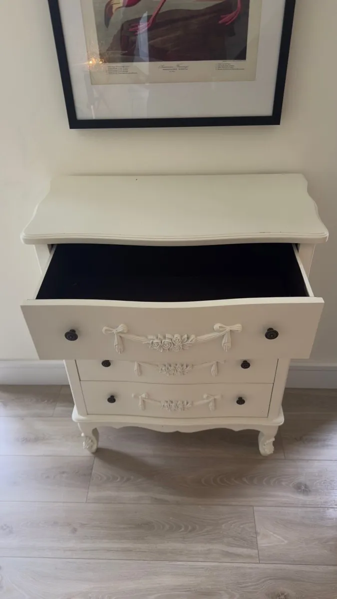 Toulouse Wide 4 Drawer Chest White - Image 3