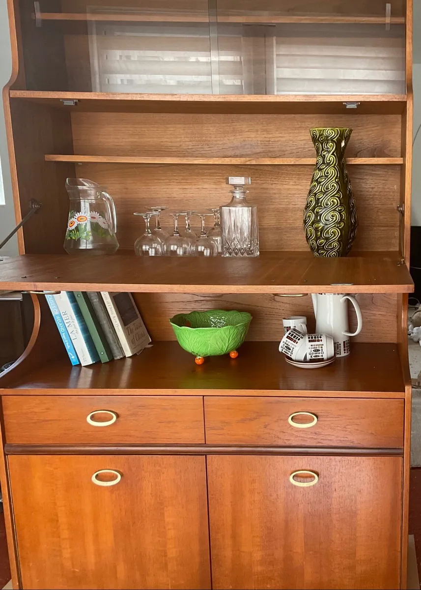 Mid century teak storage /drinks cabinet - Image 2
