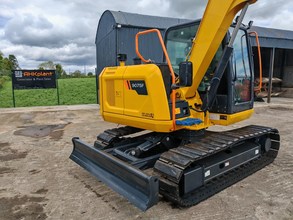 Excavator Liugong 9075F  7.5 ton. 2026 UNUSED - Image 2
