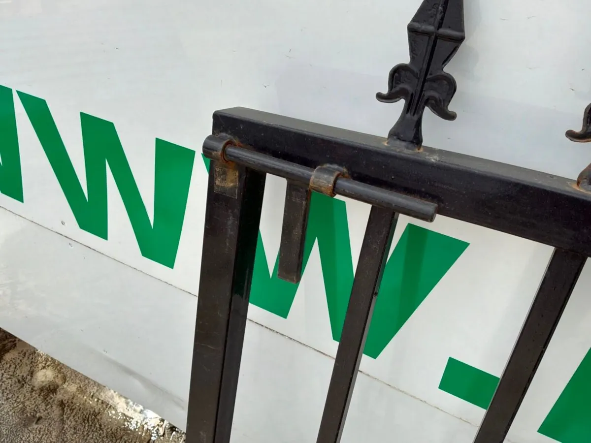 UNUSED WROUGHT IRON ENTRANCE GATES.....238. - Image 4