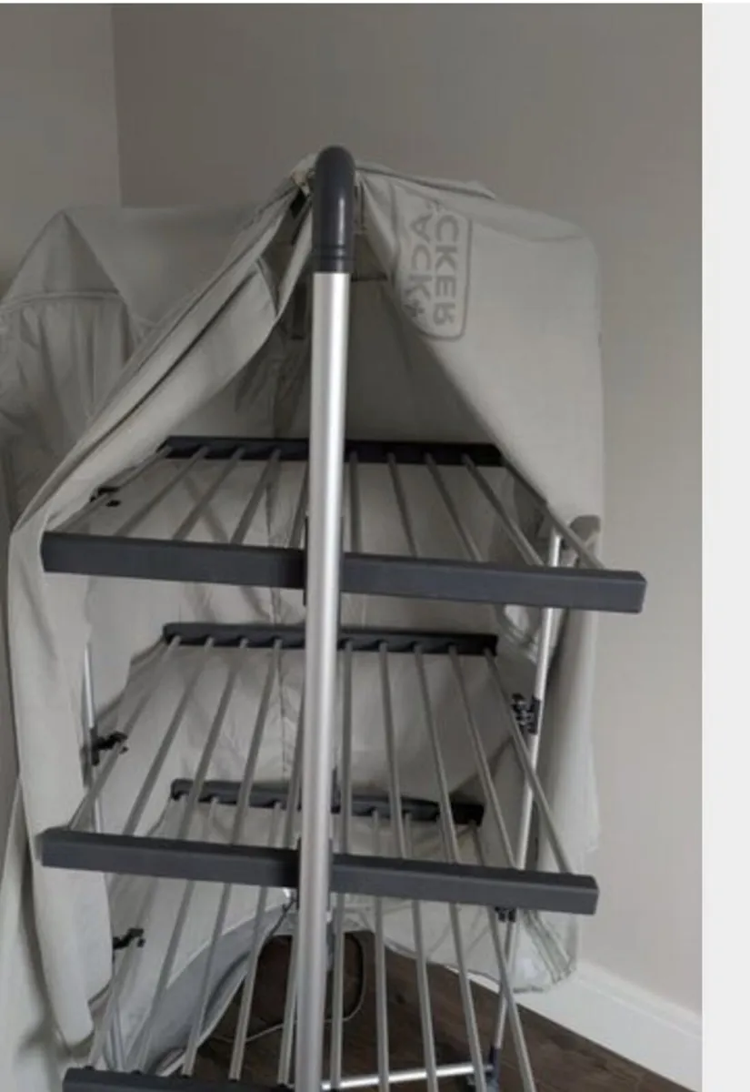 Clothes Airer-Heated (Black+Decker) with cover - Image 3