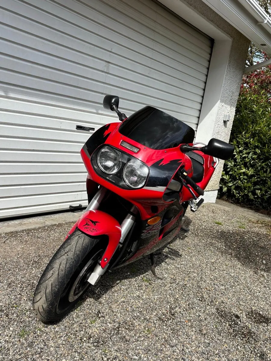 Susuki GSXR 1100 - Image 3