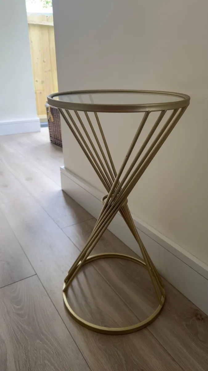 Small Art Deco Twist Side Table - Image 3