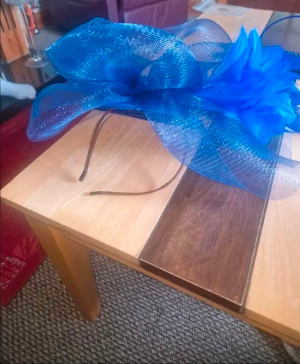 Handmade royal blue fascinator/hatinator in excell - Image 3