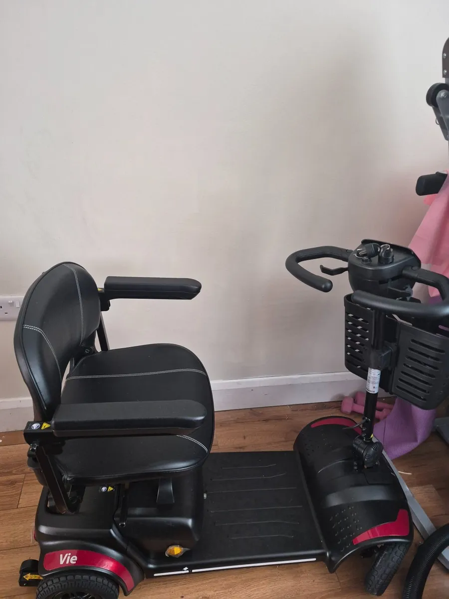 Mobility scooter
