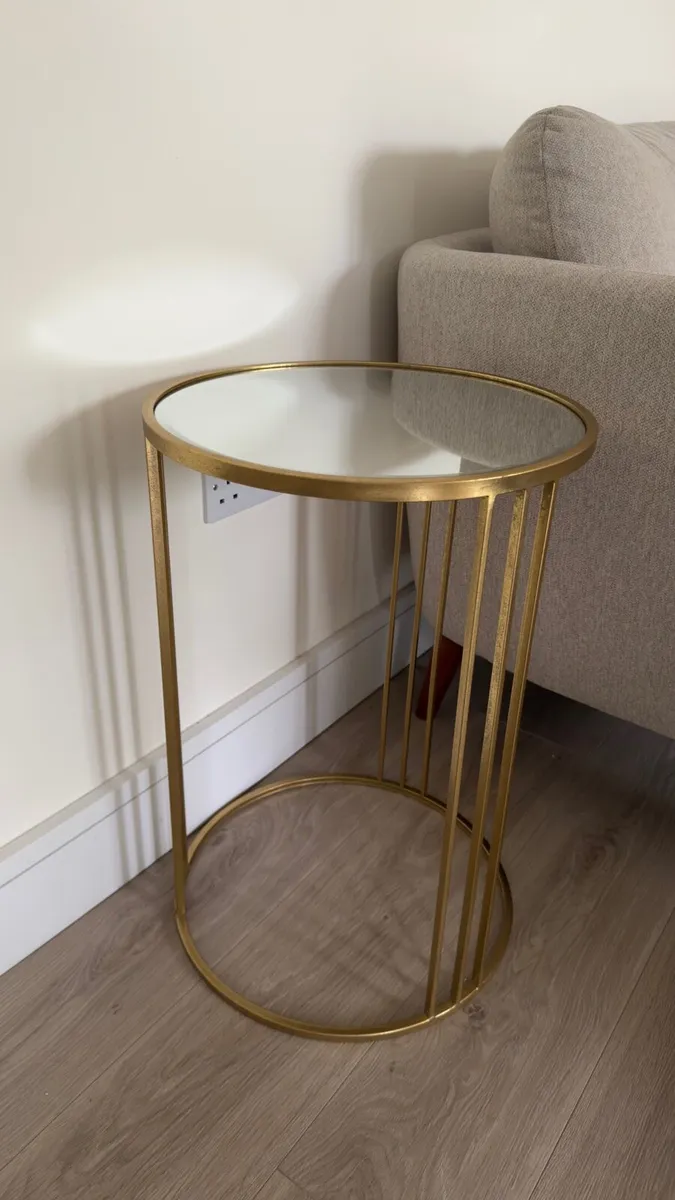 Modern Gold Side Table with Mirrored Top - Image 3