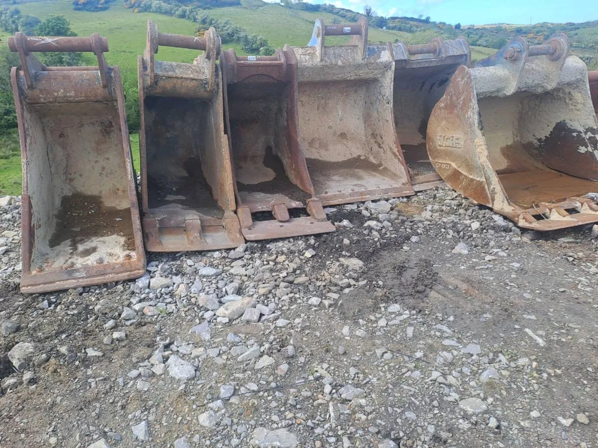 buckets - Image 1